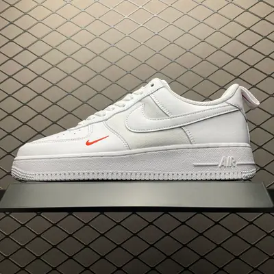 💰550 純原NK Air Force 1 Low 空軍一號低幫休閒板鞋 FZ7187-100 原廠衝刀皮料切割乾淨 無任何毛邊 打造純正空軍 全掌內建蜂窩氣墊 原盒配件 原廠中底鋼印、拉幫完美 全套原楦原模傾力打造完美版型 尺碼：36 