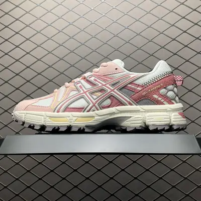 💰530 純原Asics 亞瑟士 GEL-Kahana 8 復古低幫休閒跑步鞋 1012A978-103 尺碼：36 37 37.5 38 39 39.5 40 40.5 41.5 42 42.5 43.5 44 45 編號：23YEFF