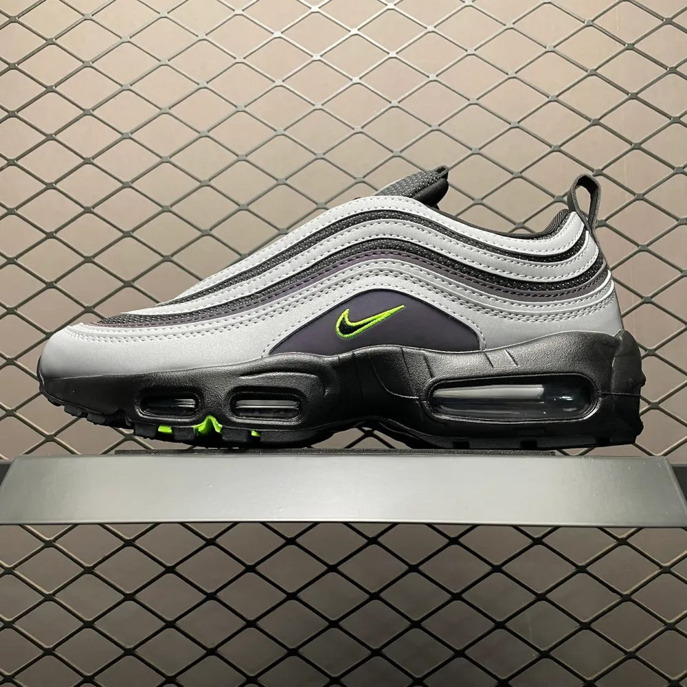 💰569  純原 Division St. x NK Air Max 95/97 Ducks Of a Feather Thunder 聯名款 3M反光鞋面 氣墊復古休閒鞋 IM2174-001 尺碼：39 40 40.5 41 42 4