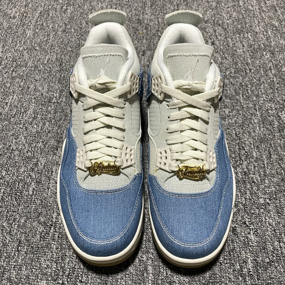 純原Air Jordan 4 AJ4喬4 文化籃球鞋 IB6716-100 專業AJ大廠出品 全新模具開發 純正4代正確鞋型 進口頭層皮料 高畫質潔度 立體高頻 四線中底拉幫 網格大小 尺碼：40 40.5 41 42 42.5 43 44 