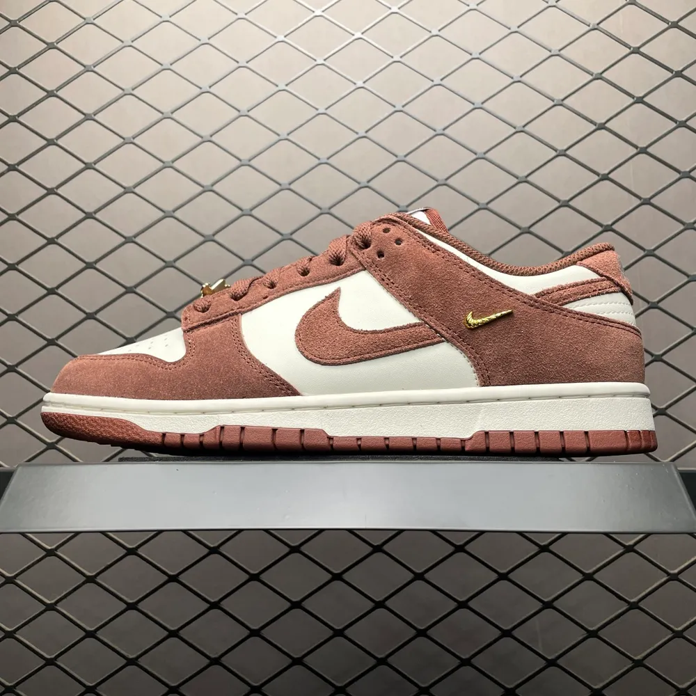💰569 純原NK Dunk Low 客制款 低幫休閒板鞋 IB4417-104 尺碼：36 36.5 37.5 38 38.5 39 40 40.5 41 42 42.5 43 44 44.5 45 46 編號：27YEFF202