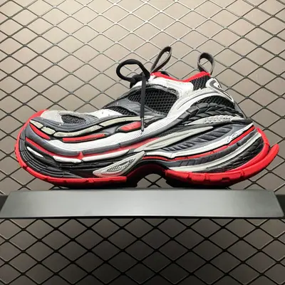 純原Balenciaga 巴黎世家 Platform 厚底復古老爹鞋 16XL 外貿版本 專櫃同步包裝 原裝大盒 尺碼：35 36 37 38 39 40 41 42 43 44 42 46 比運動鞋偏大一碼 編號：47IGTH101