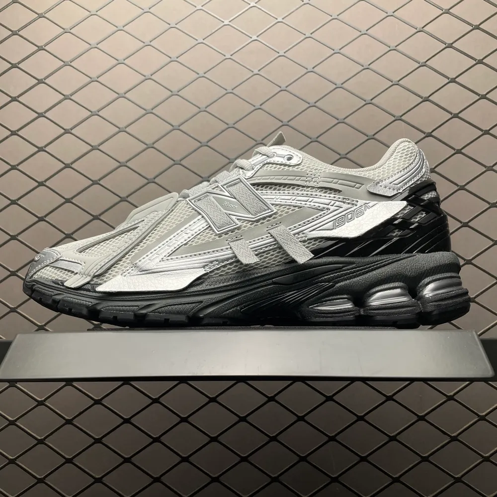 💰569 純原New Balance 新百倫 U1906AAF 復古休閒跑步鞋 尺碼：36 37 37.5 38 38.5 39.5 40 40.5 41.5 42 42.5 43 44 44.5 45 46.5 編號：27YDEF202
