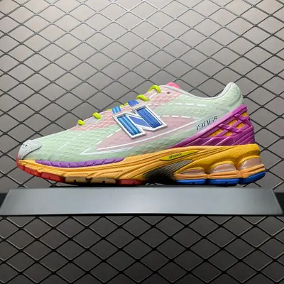💰569 純原Action Bronson x New Balance 新百倫 M1906RKL 復古休閒跑步鞋 尺碼：36 37 37.5 38 38.5 39.5 40 40.5 41.5 42 42.5 43 44 44.5 45 