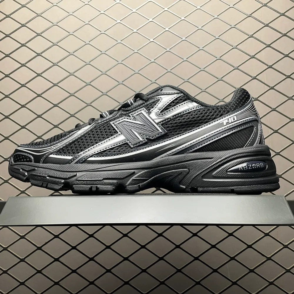 💰530 純原New Balance 新百倫 U740BM2 復古休閒慢跑鞋 全新版本 老牌大廠DT出品 尺碼：36 37 37.5 38 38.5 39.5 40 40.5 41.5 42 42.5 43 44 44.5 編號：23TD