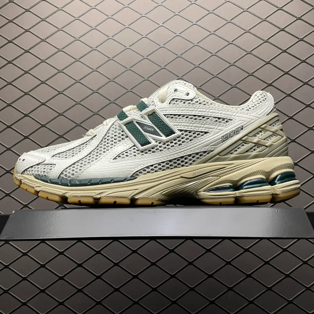 💰520 價格調整   純原 New Balance 新百倫 復古休閒跑步鞋 M1906RQ 真正原廠資料開發 市售最高品質 原廠網紗 正確卡色皮料衝裁組合 匠心打造 鞋面鞋底工藝極其複雜 難度可想而知 新開獨立私模大底 全網唯一正確做舊