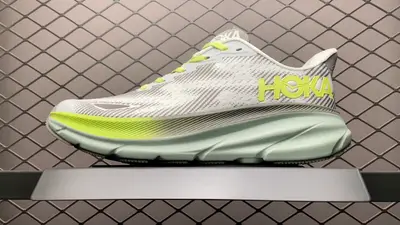 ＃Hoka One One Clifton 9 克里夫頓 克9 低幫厚底輕量戶外運動鞋 1141470F 高畫質實拍影片‼️