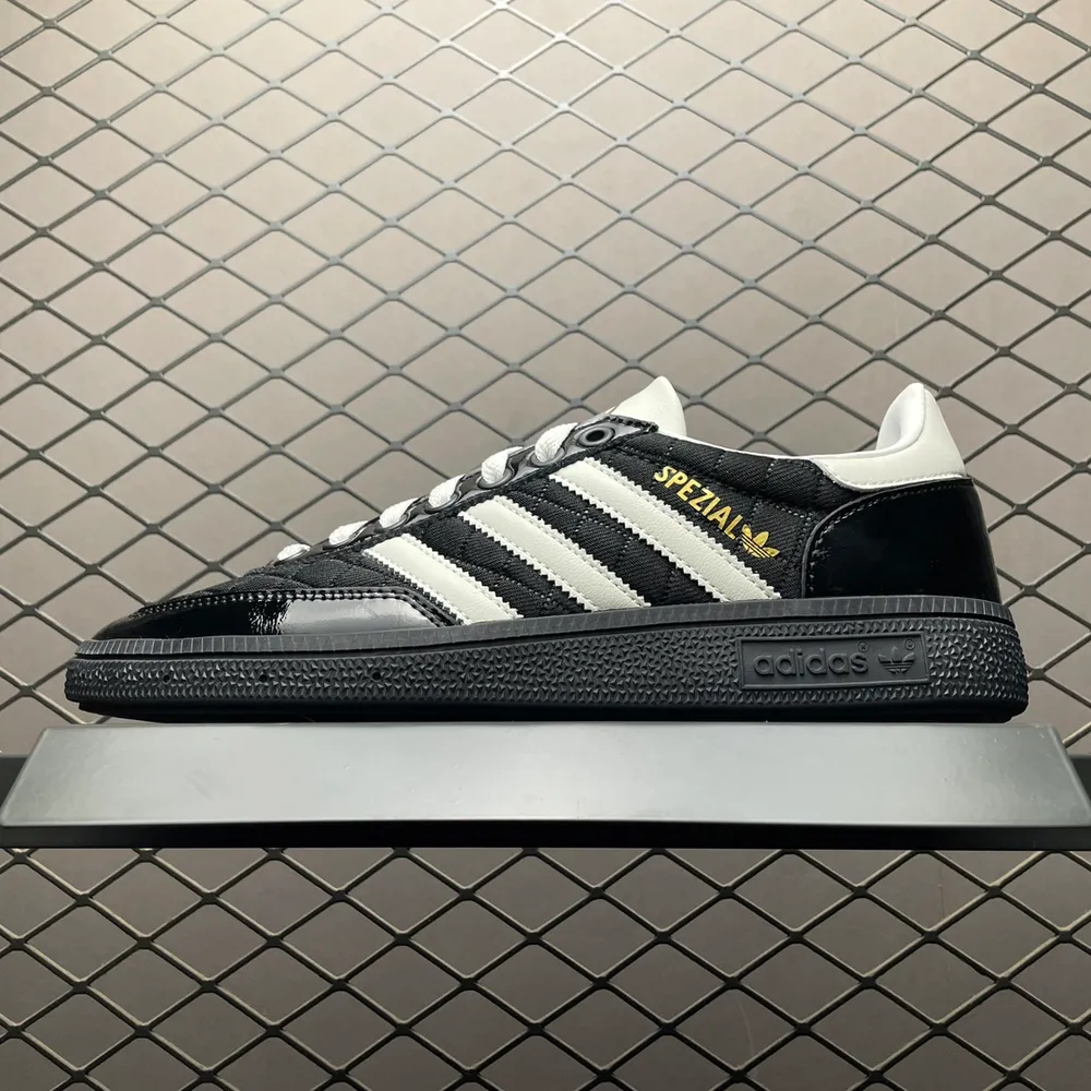 💰550 純原 AD 阿迪 Handball Spezial 低幫休閒板鞋 JP5939 新版本 S2同源大廠出品 品質加量不加價 尺碼：36 36.5 37 38 38.5 39 40 40.5 41 42 42.5 43 44 44.