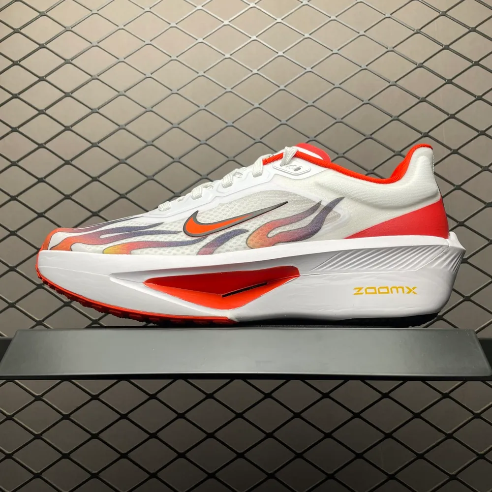 💰600 純原NK Zoom Fly 6 EK 馬拉松超輕跑鞋 HQ3498-100 尺碼：36 36.5 37.5 38 38.5 39 40 40.5 41 42 42.5 43 44 44.5 45 46 編號：29YEFF24