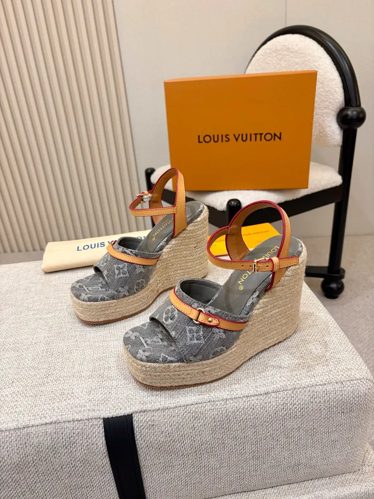p670 𝐋𝐕 路易威登 復古麻繩坡跟涼鞋✨