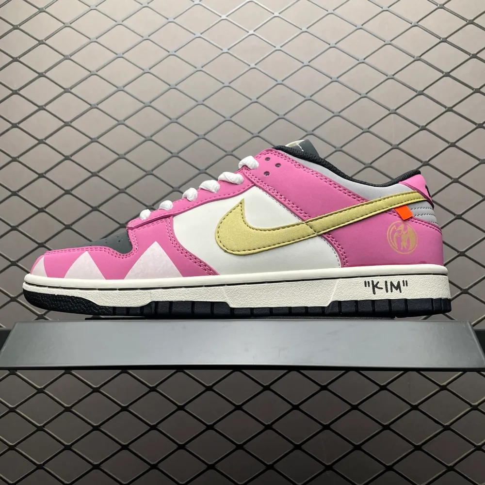 💰660 純原NK Dunk Low 客制款 低幫休閒板鞋 ZZ1998-002 尺碼：36 36.5 37.5 38 38.5 39 40 40.5 41 42 42.5 43 44 44.5 45 編號：35UEFF37