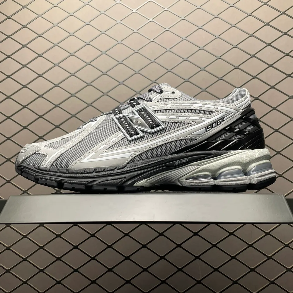 💰569 純原New Balance 新百倫 M1906RLG 復古休閒跑步鞋 尺碼：36 37 37.5 38 38.5 39.5 40 40.5 41.5 42 42.5 43 44 44.5 45 編號：27YDEF202
