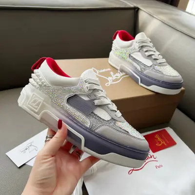 p760 王俊凱 楊冪 許凱 張婧儀 丁程鑫 陳牧馳 王子異 同款Christian Louboutin路鉑廷 2024  【新品】鑽面 ASTROLOUBI  女同款厚底運動鞋紅底鞋時尚與運動完美融合，