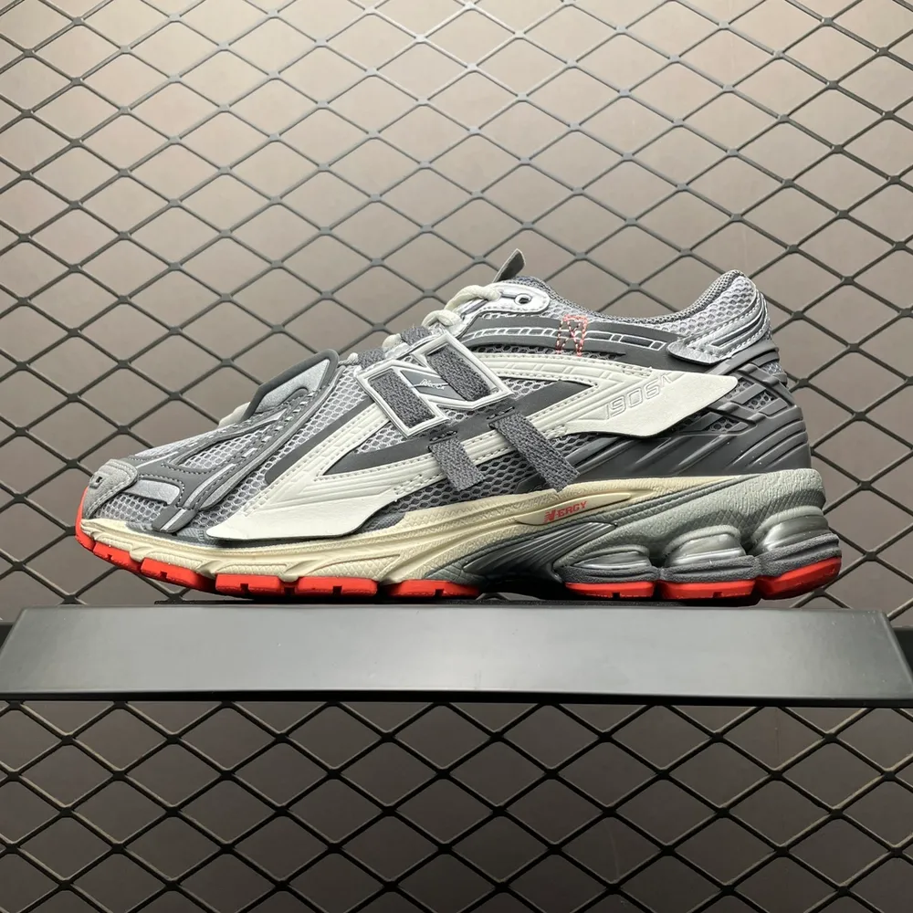 💰569 純原New Balance 新百倫 U1906AC 復古休閒跑步鞋 尺碼：36 37 37.5 38 38.5 39.5 40 40.5 41.5 42 42.5 43 44 44.5 45 46.5 編號：27YDEF202