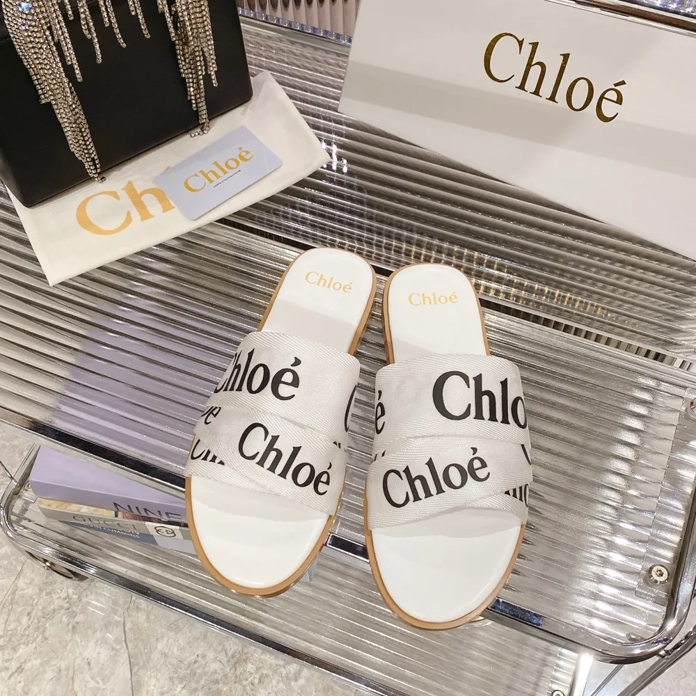 2023/Chloe（克洛伊）最新的交叉編織帶羅馬拖鞋