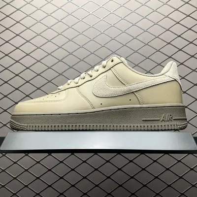 💰550 純原NK Air Force 1 Low 空軍一號低幫休閒板鞋 HQ1176-222 原廠衝刀皮料切割乾淨 無任何毛邊 打造純正空軍 全掌內建蜂窩氣墊 原盒配件 原廠中底鋼印、拉幫完美 全套原楦原模傾力打造完美版型 尺碼：36 