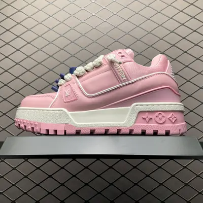 💰969 Louis Vuitton LV 路易威登 Trainer Maxi 胖丁 低幫休閒板鞋 全新私人訂單出貨 海淘代購同渠道 正確摺疊鞋盒 平臺外貿高階零售專供品質 原版開發 完美楦型 還原度達到98% 三色組合厚底 完美增高4-