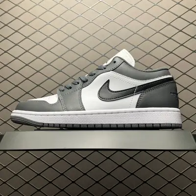 💰569 純原Air Jordan 1 Low AJ1喬1低幫文化籃球鞋 553558-152 目前市售最高品質出貨 原鞋開發 平臺訂單專用代工流水線打造 一眼ZP既視感 尺碼：35.5 36 36.5 37.5 38 38.5 39 4