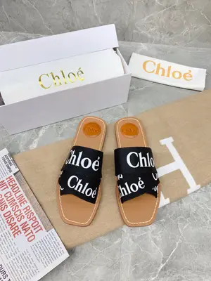 2019/Chloe（克洛伊）最新的交叉編織帶羅馬拖鞋