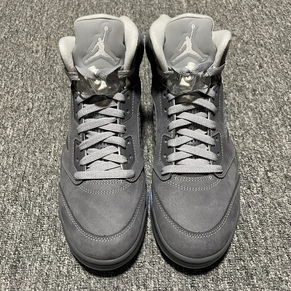 純原 Air Jordan 5 Retro " Wolf Grey " AJ5喬5 男子文化籃球鞋 DD0587-002 高階外貿頂級大廠出品 原鞋定版開發 原廠皮料原廠資料打造 高階外貿零售專供 最高限度還原官方ZP 尺碼：40.5 41