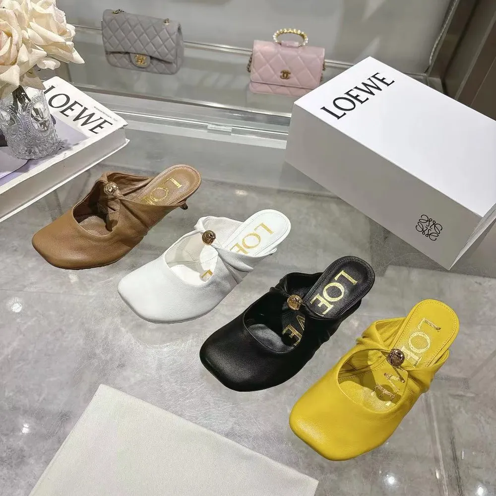 頂級版本🆕💗【羅意威•Loewe】 火爆新款 配合整體原版楦型，時尚而個性好穿 顏色超讚