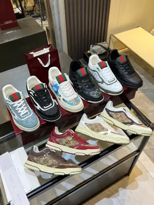 Gucci古馳 最新爆款高低幫做舊情侶運動鞋系列出貨