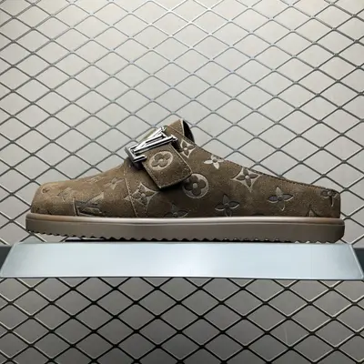 Louis Vuitton Easy 路易威登 LV 皮革拼接 博肯半包頭 拖鞋 涼鞋 原版開發 高階外貿平臺 零售專供品質 尺碼：40 41 42 43 44 45 46 編號：4IOGTU53