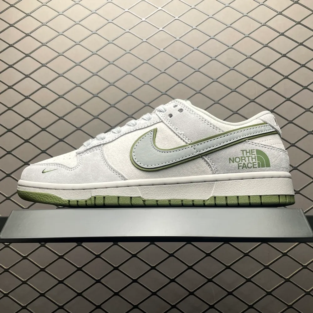 💰660 純原NK Dunk Low 客制款 低幫休閒板鞋 DQ1098-397 尺碼：36 36.5 37.5 38 38.5 39 40 40.5 41 42 42.5 43 44 44.5 45 編號：35YEFFJ