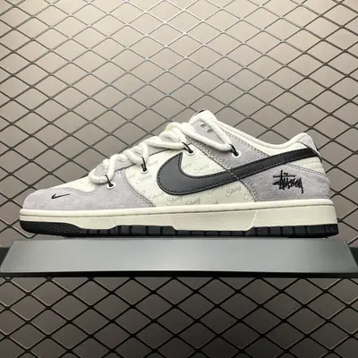 💰660 純原NK Dunk Low 客制款 低幫休閒板鞋 SJ2068-293 尺碼：36 36.5 37.5 38 38.5 39 40 40.5 41 42 42.5 43 44 44.5 45 編號：35YEFFJ