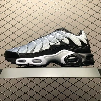 💰510  純原 外貿專供 NK Air Max PLUS 復古氣墊運動鞋 DM0032-003 外貿專供品質 尺碼：36-47 無半碼 編號：21YEFF91