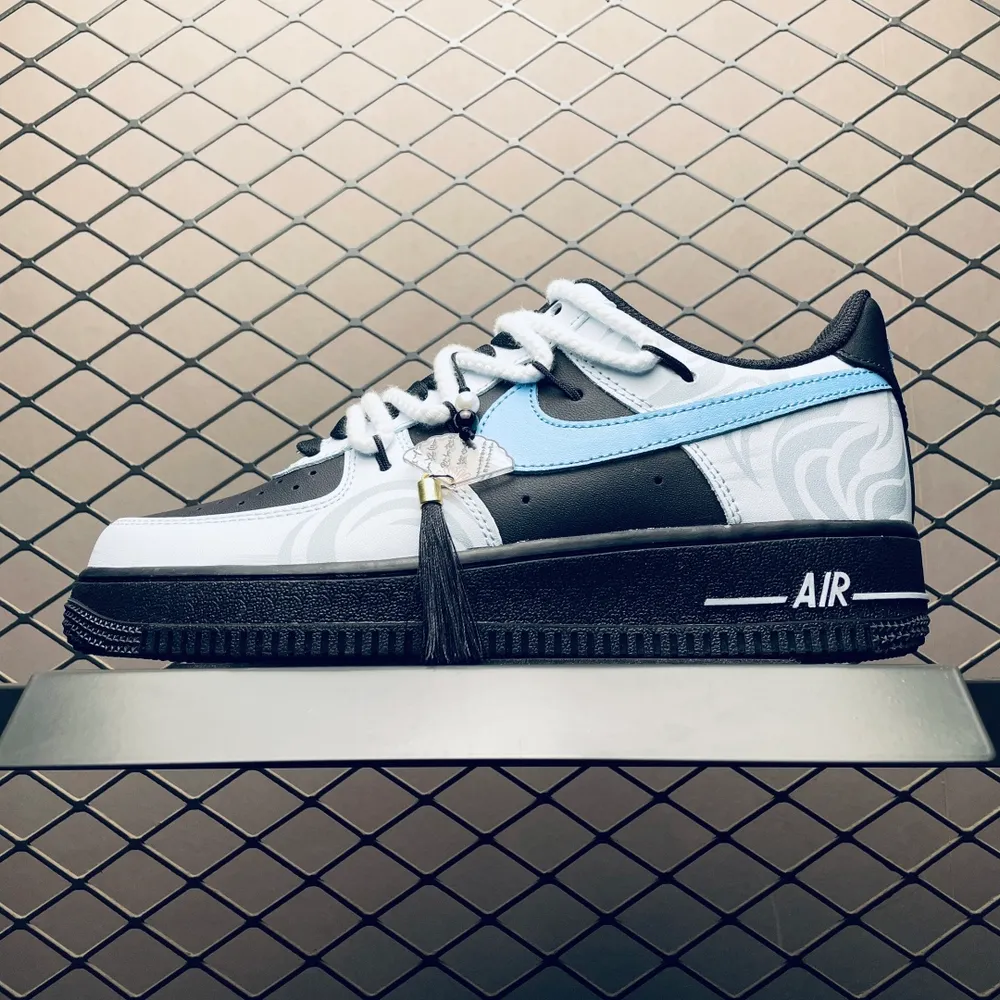 💰620 純原NK Air Force 1 空軍一號休閒板鞋 ZH0316-065 尺碼：36 36.5 37.5 38 38.5 39 40 40.5 41 42 42.5 43 44 45 編號：31TDEF51