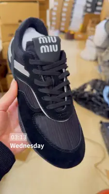 miumiu秀款早春