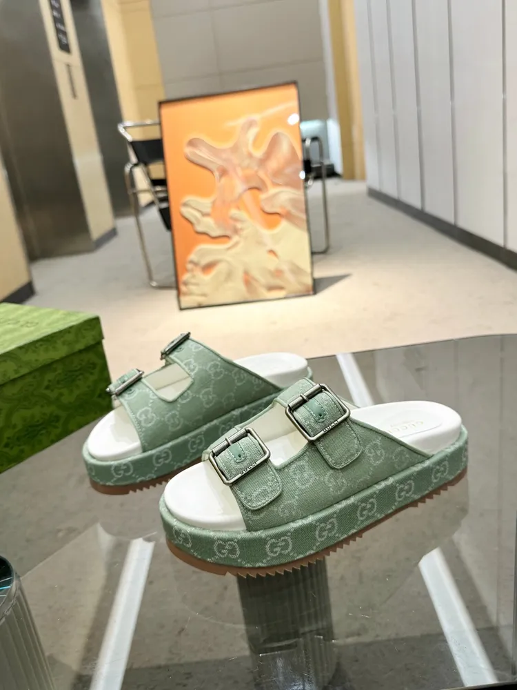 🔥【p620】全年出貨，】古馳Gucci最新限量厚底拖鞋 。頂級品質發售 購入正品開發 . 材質.工藝與原版一致