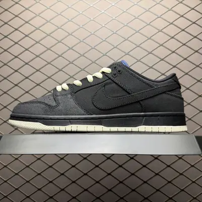 💰630 純原NK SB Dunk Low 客制款 低幫休閒板鞋 DX6775-400 尺碼：40 40.5 41 42 42.5 43 44 44.5 45 46 編號：31YEFF511