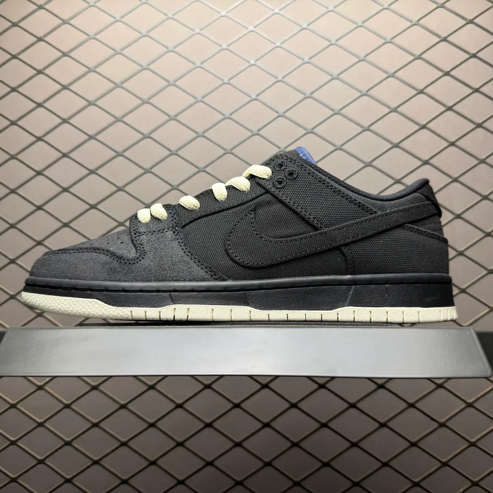 💰630 純原NK SB Dunk Low 客制款 低幫休閒板鞋 DX6775-400 尺碼：40 40.5 41 42 42.5 43 44 44.5 45 46 編號：31YEFF511