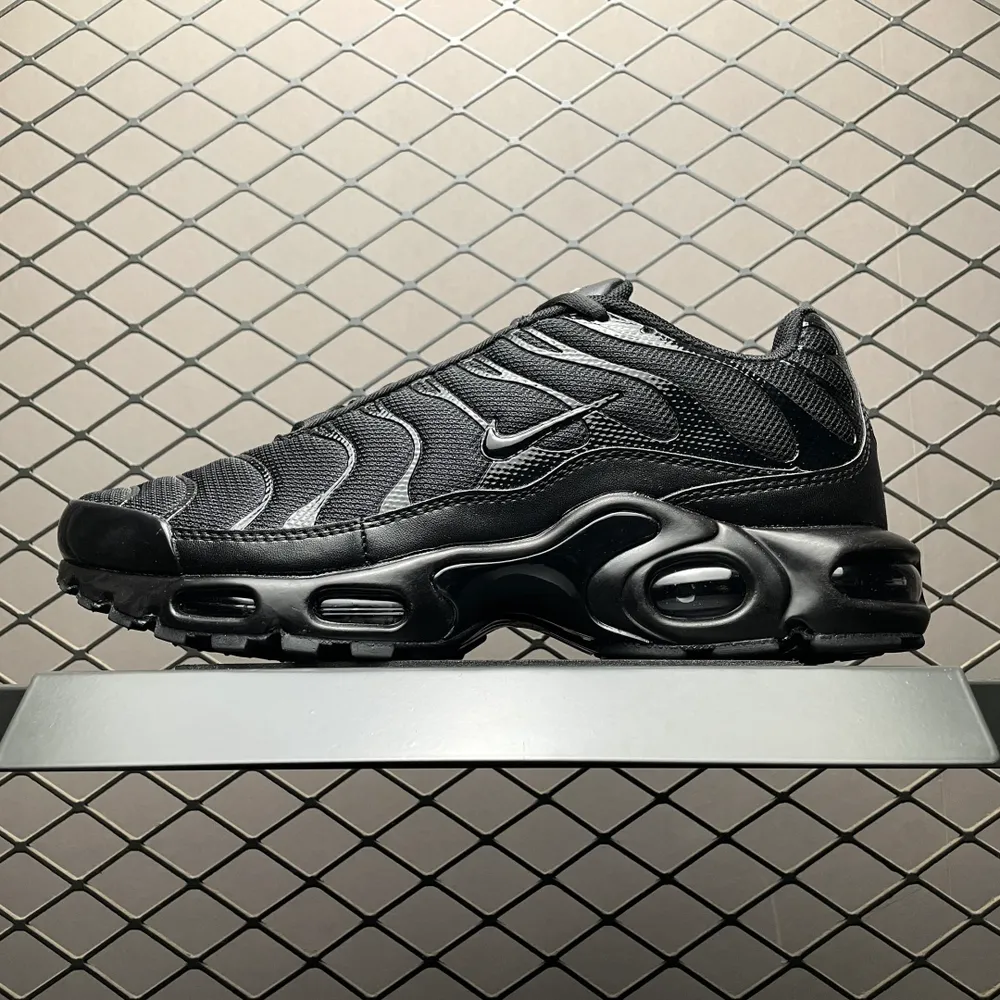 💰510  純原 外貿專供 NK Air Max PLUS 復古氣墊運動鞋 604133-050 外貿專供品質 尺碼：36-47 無半碼 編號：21YEFF91