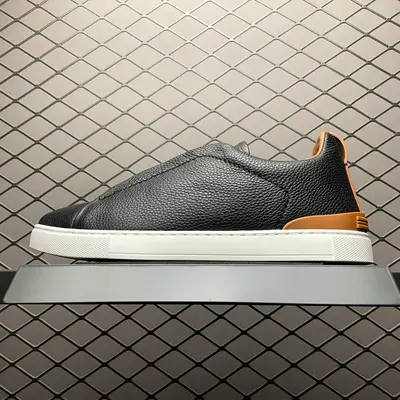 純原 Zegna 傑尼亞 Triple Stitch 老錢風 圓頭平底 低幫休閒板鞋 海淘代購充Z品質 高階外貿 平臺零售專供 原版定製摔紋牛皮 尺碼 39 40 41 42 43 44 45 編號：53OGTU32