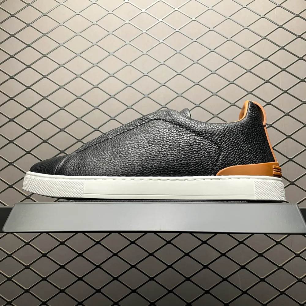 純原 Zegna 傑尼亞 Triple Stitch 老錢風 圓頭平底 低幫休閒板鞋 海淘代購充Z品質 高階外貿 平臺零售專供 原版定製摔紋牛皮 尺碼 39 40 41 42 43 44 45 編號：53OGTU32