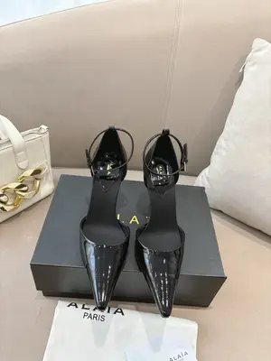 P660​​Alaïa2026春夏小方頭高跟鞋​​