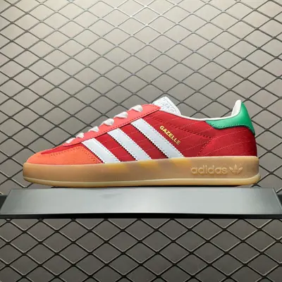 💰550 純原 AD 阿迪 Gazelle Indoor 低幫運動休閒板鞋 IF19641 S2同源大廠出品 品質加量不加價 尺碼：36 36.5 37 38 38.5 39 40 40.5 41 42 42.5 43 44 44.5 4