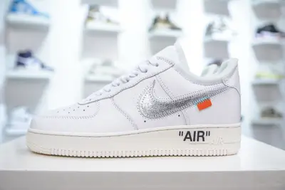 純原 Off-White x Nike Air Force 1 ’07空軍一號解構版本低幫百搭板鞋 白銀 採用純原裝Prime Asia產皮料 原檔案原資料開發版型 縝密中底拉幫工藝 內建真全掌air sole氣墊內底 原廠高頻追 私模大底