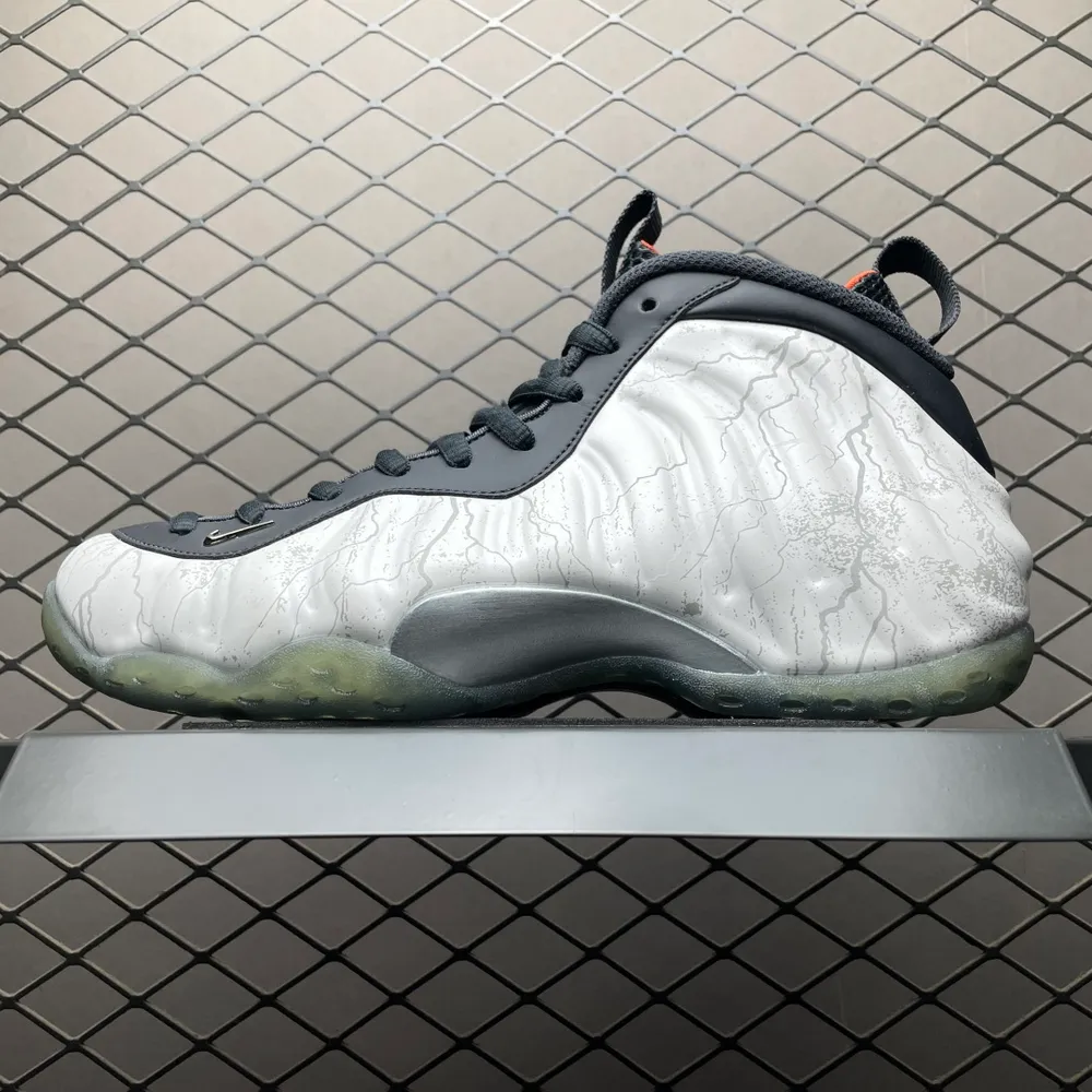 TEKKEN 8 x NK Foamposite One Premium " Jin Kazama " 鐵拳噴泡 市售最強品質 莞產頂級品質 碳板噴 噴泡 HF6367-001 內建Zoom氣墊 鞋型發泡360度無死角 中底完美注膠 原廠碳