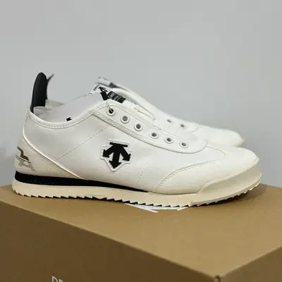迪桑特白色 DESCENTE Chron 帆布 舒適百搭経便 低幫 生活休閒鞋