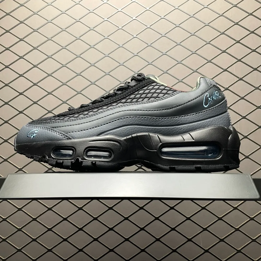 💰550 純原NK Air Max 95 SP 氣墊運動鞋 FB2709-002 外貿專供新版出貨 尺碼：36 36.5 37.5 38 38.5 39 40 40.5 41 42 42.5 43 44 44.5 45 46 47.5 編