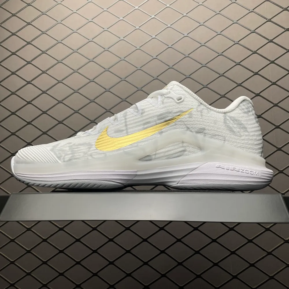 💰560 純原NK Zoom Vapor 12 低幫網球鞋 FV5552-100 尺碼：36 36.5 37.5 38 38.5 39 40 40.5 41 42 42.5 43 44 44.5 45 46 47.5 編號：25TDEF1