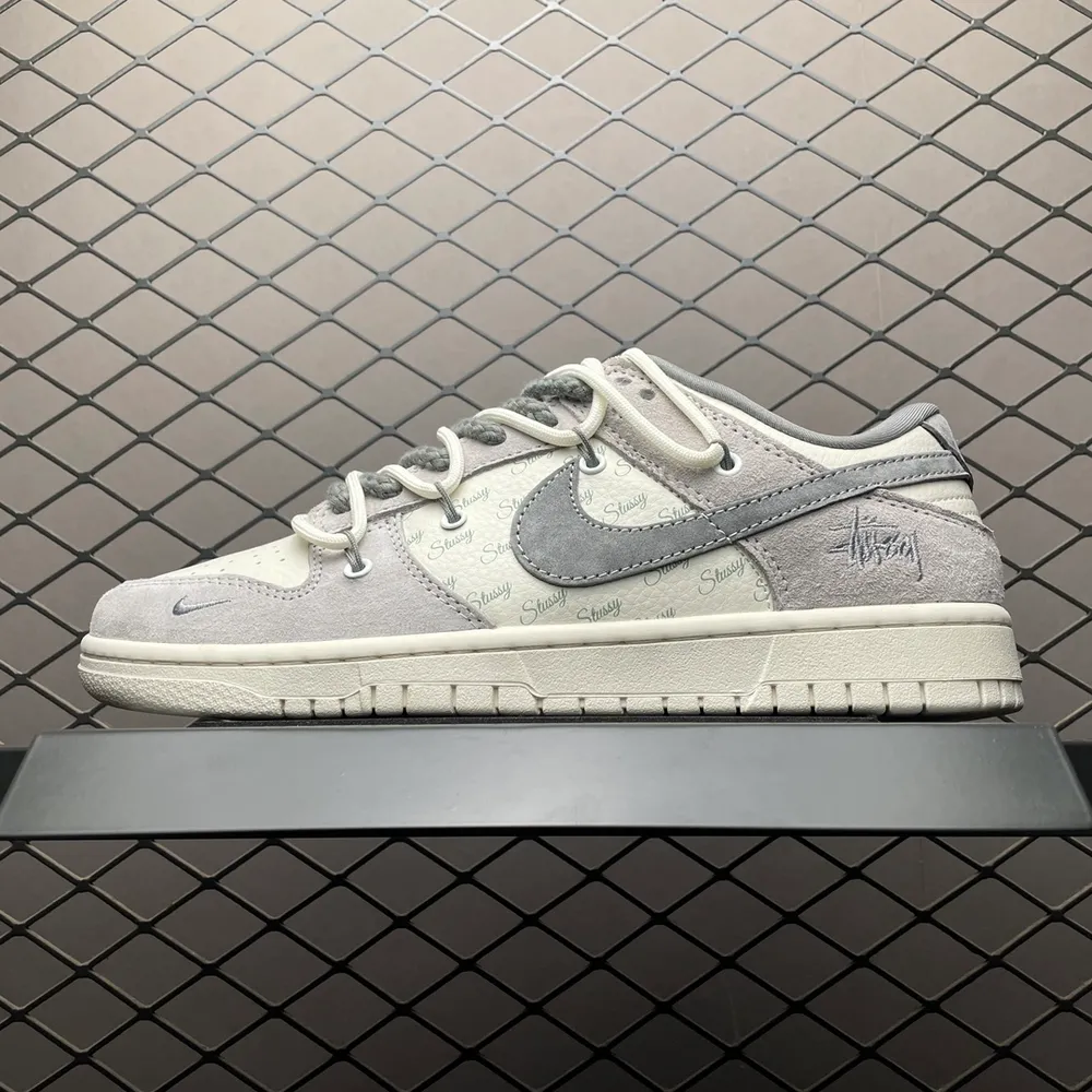 💰660 純原NK Dunk Low 客制款 低幫休閒板鞋 SJ2068-307 尺碼：36 36.5 37.5 38 38.5 39 40 40.5 41 42 42.5 43 44 44.5 45 編號：35YEFFJ