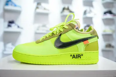 純原 OFF-WHITE x NK Air Force 1 Low 空軍一號OW聯名 熒光綠 鞋面工整無皺褶 工藝超前市場水平 高價購入韓國原廠無色差網紗 卡色完美同步zp 後跟港寶細節 除錯比對原版 兩個碼段電控印字 內測字型細節 原檔數