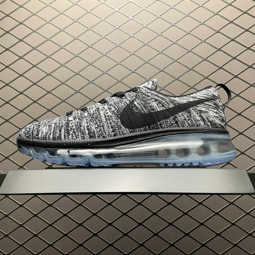 💰600 純原NK Flyknit Max 全掌氣墊運動鞋 620469-105 尺碼：35.5 36 36.5 37.5 38 38.5 39 40 40.5 41 42 42.5 43 44 44.5 45 46 編號：29TDEF7