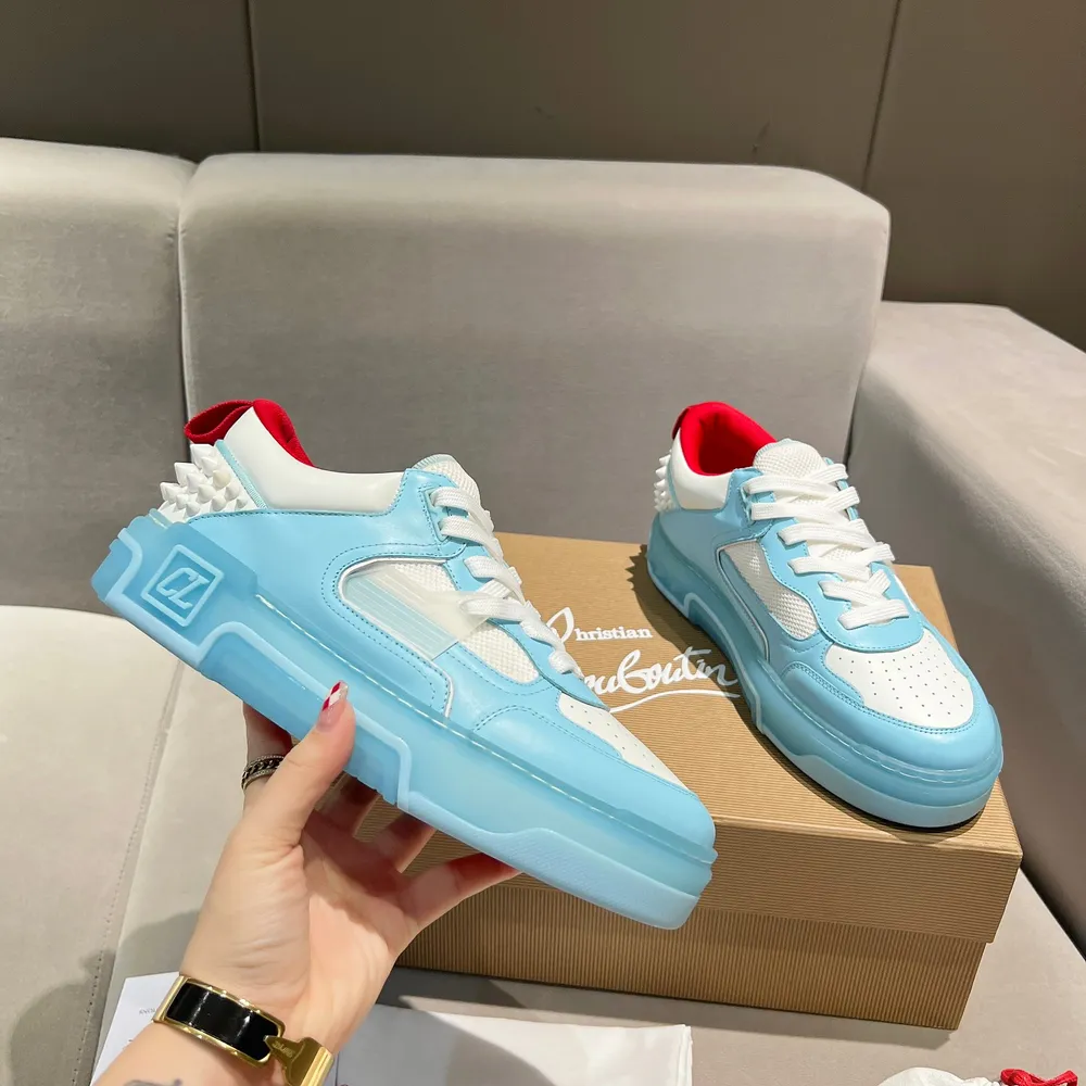 p720 王俊凱 楊冪 許凱 張婧儀 丁程鑫 陳牧馳 王子異 同款Christian Louboutin路鉑廷 2024 【新品】 ASTROLOUBI 男女同款厚底運動鞋紅底鞋時尚與運動完美融合， 面料採用奢華小牛皮、柔軟麂皮、光滑緞面以