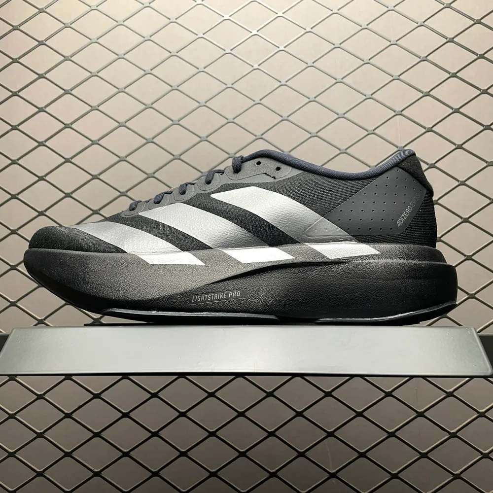 💰530 純原AD 阿迪 Adizero EVO 低幫休閒跑步鞋 JP7417 新版本出貨 區別市面通貨品質 尺碼：36 36.5 37 38 38.5 39 40 40.5 41 42 42.5 43 44 44.5 45 編號：23T